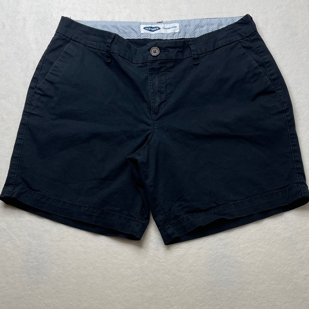 Old Navy Women's Navy Flat-Front Chino Shorts SIZE 4